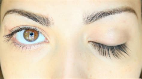 Natural long eyelashes. Things To Know About Natural long eyelashes. 